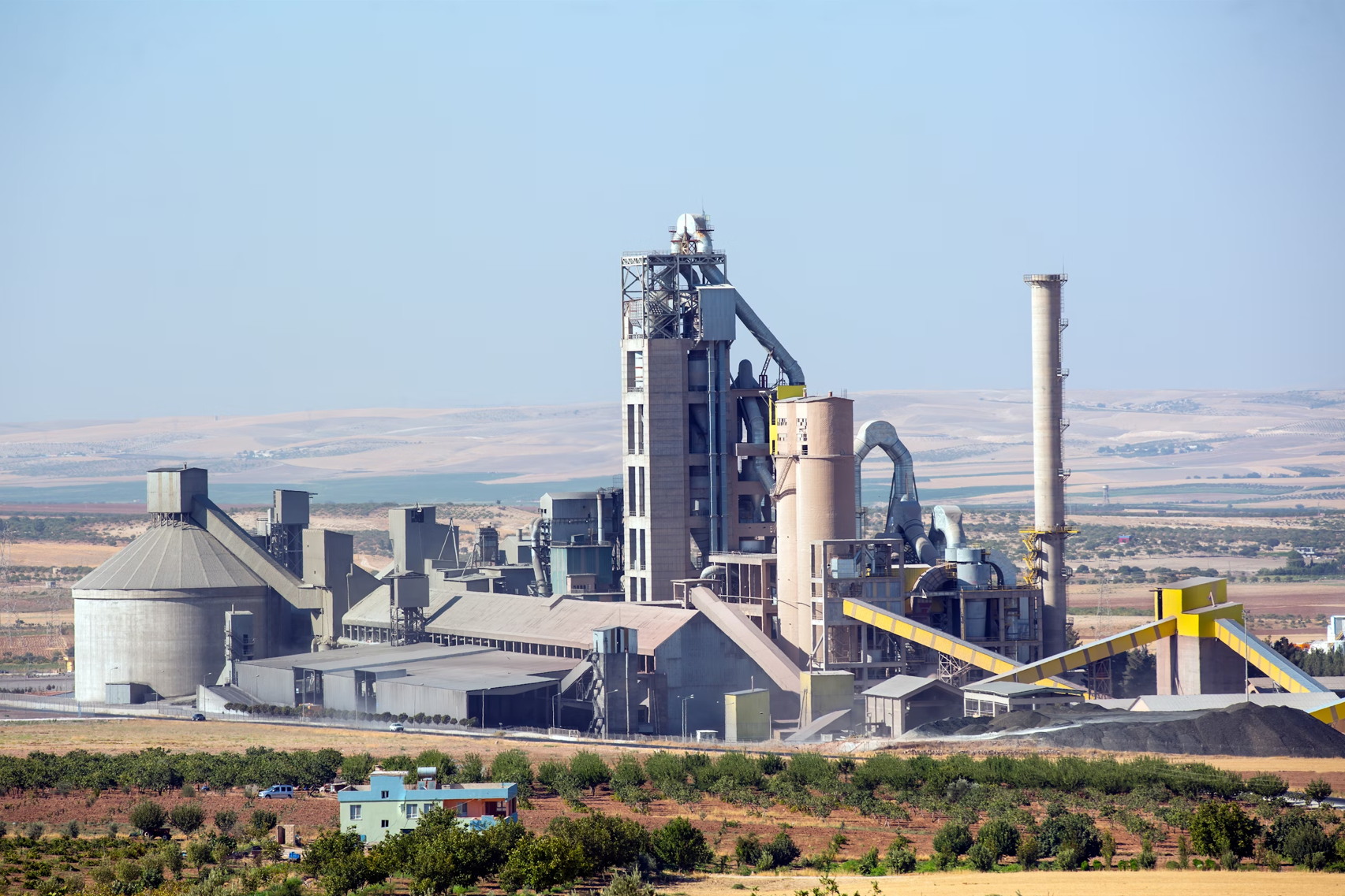 A Global Pathway to Keep the 1.5 °C Goal in Reach